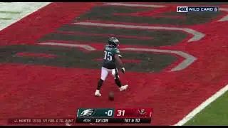Boston Scott puts the Eagles on the board