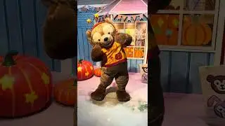 Duffy Bear ready for Halloween at Hong Kong Disneyland 2025 #disney #hkdl #duffy #disneyland