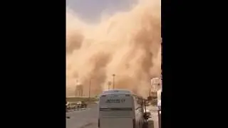 ZERO VISIBILITY DUST STORM IN DUBAI. #ZERO #VISIBILITY #DUST #STORM #IN #DUBAI