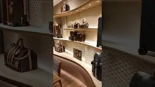 LV giant 'cruise' boutique opens in Shanghai
