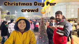 Christmas Day Par Crowd 😳