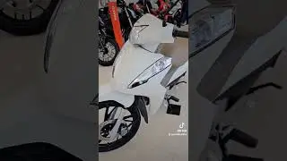 Biz 125 Branca Perolizada 2023 🏍🙏❤️  #honda #consorcio #biz #125 #branca #perola #2023