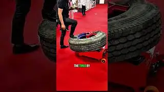 Automatic tyre changing machine