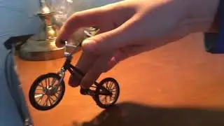 5 BASIC FINGER BIKE TRICKS - For Beginners