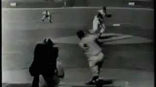 Roger Maris 1961 - 57th Home Run as Called by Phil Rizzuto, WPIX-TV, 9/19/1961