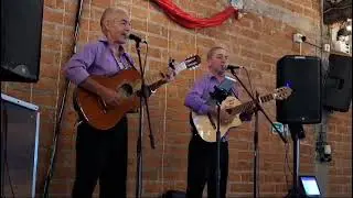 ! ERA UN DOMINGO ! cantan EL DUETO LOS ALEGRES DEL RECUERDO. autor Albeiro Mar&iacute;n .