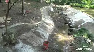 Repairing concrete in a large creek ditch. Call 800-3019317