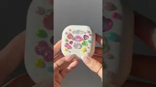Decorating my Laneige Finishing Powder Compact with 3D bubble stickers!
