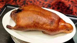 How to carve Peking Duck, Beijing roast duck.