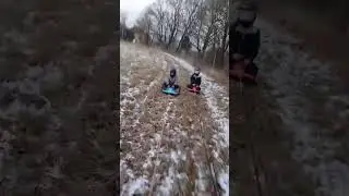 Quadfahren-wir haben ein riesen Problem. Wie passen wir alle auf das Quad?