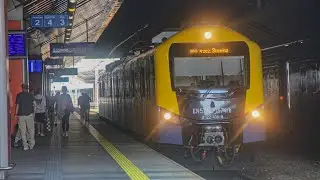 Odjazd EN57-1574 jako pociąg Kolei Małopolskich SKA2 z stacji Krak&oacute;w Gł&oacute;wny 
