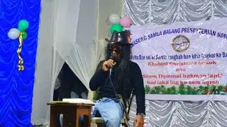 Kynsan mih u Story teller Lyndon ha ka Khrismas festival ha nongkyndong,shongshit hur ki paitbah😂!