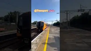 Class 730 LNWR arriving into Bushey for Milton Keynes #shorts #train #short #uk #railway #fypシ