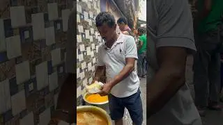 Arun Da Joy Ma Tara #streetfood #shortvideo #arunda #kolkatastreetfood #deckerslane