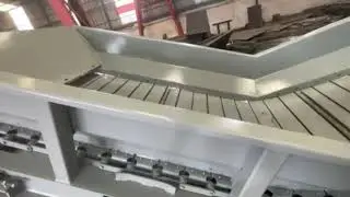 Chain slat conveyor. High bearing capacity, rugged, efficient and reliable #machine #metalrecycling 