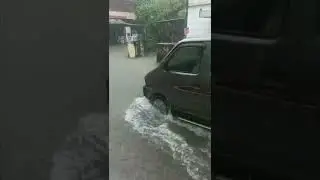 Flood in Kochi - Palarivattom Edapally vaduthala | Flying freakies #kochi #cochin #flood