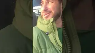 Он доставил еду, но вместо этого показал что-то другое