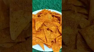 Homemade Wheat Flour Kurkure Nachose Chip's #ytsorts #tamatarkanashta #wheatflournachose #foodie