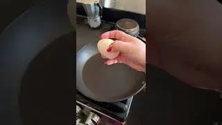 Вы бы это съели? #птицы #смешныеживотные #смешныептицы #смешноевидео