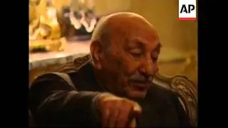 Exiled Afghan king meets with US Ambassador