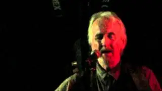 Fred Penner sings 