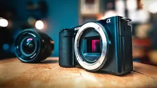 BEST BEGINNER MIRRORLESS CAMERA 2021? &mdash; SONY ZV-E10 REVIEW
