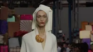Moschino Men&rsquo;s Spring - Summer and Women&rsquo;s Resort 2025 #Collezione01