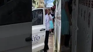 DE LA IGLESIA AL BUS