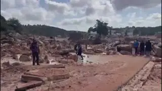 Death toll rises to up to 8,000 after catastrophic flooding in Libya