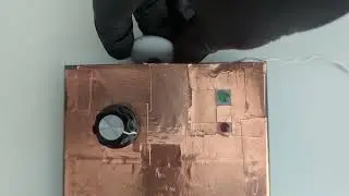 Magnetic field from AirTag BLE transmission every 2 seconds – detected via coil