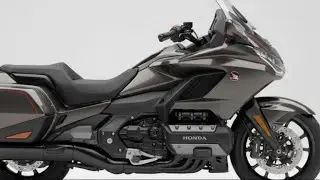 Honda Gold Wing 1800 – The Most Luxurious & Comfortable Bike Honda Makes