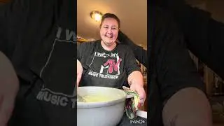 Easy Creamy chicken and wild rice soup 