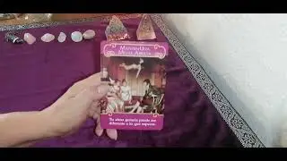 ACUARIO♒  QUIEN YA NO ESPERAS, TE ENVIA MENSAJE DE AMOR.♥️♥️
