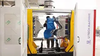 Kazakhstan whole chair extrusion blow molding machine from U TECH Machine