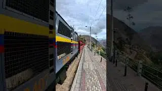 the devil&rsquo;s nose train #ecuador #alausi #alausiecuador #train #tren #trennarizdeldiablo #travel
