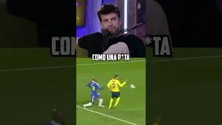 Piqu&eacute; reacciona a su jugada m&aacute;s pol&eacute;mica #shorts #kingsleague #fcbarcelona