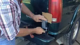 HOW TO REMOVE CHEVY GMC TAHOA SUBURBAN REAR BARN DOORS