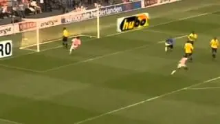 Zlatan Ibrahimovic super goal 22 aug 2004 Ajax