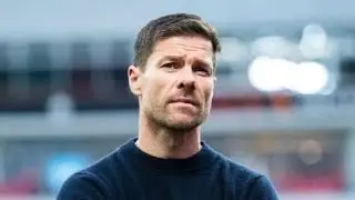 Xabi Alonso  demitido logo ap&oacute;s derrota dura na super copa da Espanha pro Barcelona , arbeloa assume