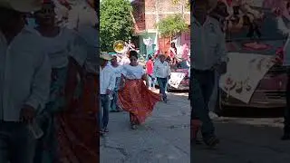 #desfiletlapehuala #caballos #edecanes #baileschingones #bailarinas #bastoneras #mexico #guerrero