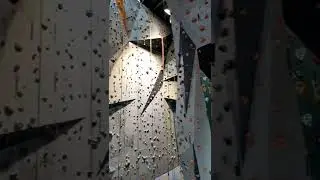 Uma casa de pedra vazia, dois loucos, uma manh&atilde; de treino pr&eacute; Ba&uacute; que vem por a&iacute;!