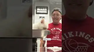 У котят, которых мы нашли вчера, есть брат или сестра.