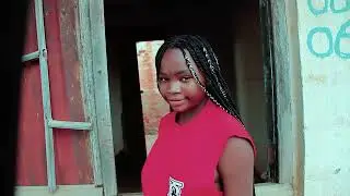 Kifungula mwaka iyi ni ile chanson yetu ya chizi📺 yenye mulikuwa chunga Siku mingi clip vizuri fata📺
