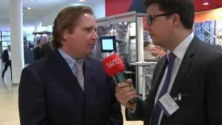 Interview mit Lutz Lienenk&auml;mper, Landesminister f&uuml;r Bauen und Verkehr in Nordrhein-Westfalen
