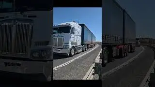 Kenworth K220 -  Vadpak - Accommodation Hill SA #truckvideo #kenworth #longhaultrucker