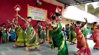 31 districts song dance by Kakatiya brilliant stars school rudragudem