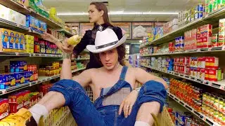 Dinny Skip - Skiggity Boom Boppin' (Official Music Video)