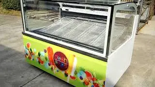 Ice cream showcase/Ice cream cart