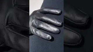Long Opera Leather Gloves in close detail