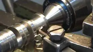 Construcción de un cigüeñal naval artesanal